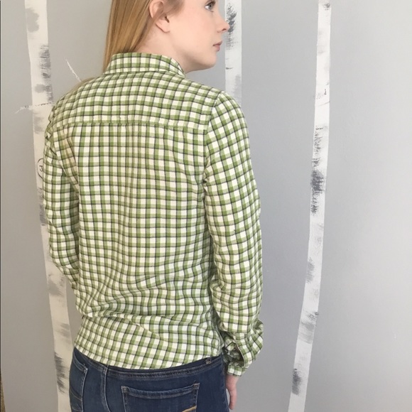 Two Hollister button up shirts for the price of 1 - Picture 4 of 8